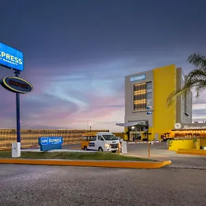 Hotel Express Guadalajara Aeropuerto, Las Pintas
